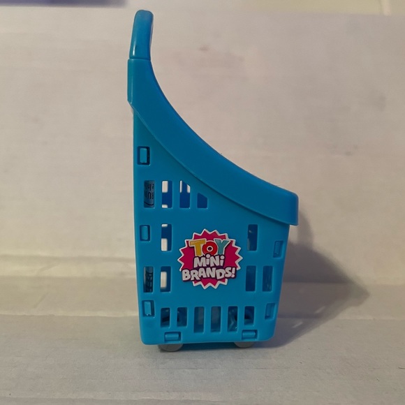 Toy Mini Brands - Picture 4 of 5